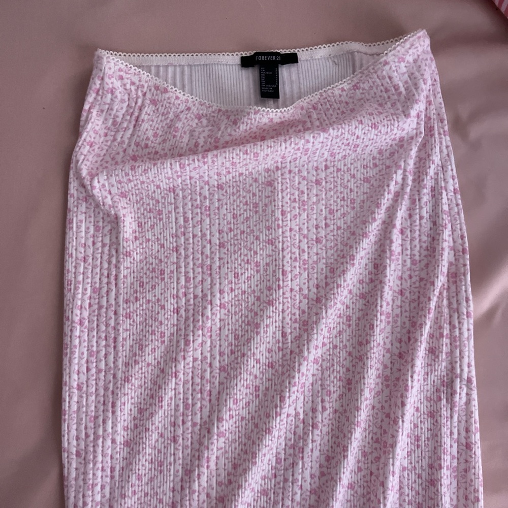 Forever 21 Pink Gold Ribbed Pencil Midi Skirt